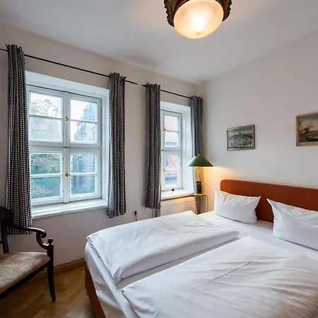 Mit 1 Schlafzimmer Apartment